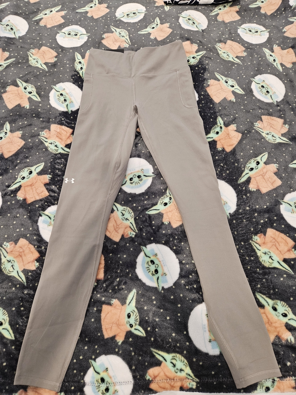Under Armour Women's High-Rise Pocket Leggings — Taupe